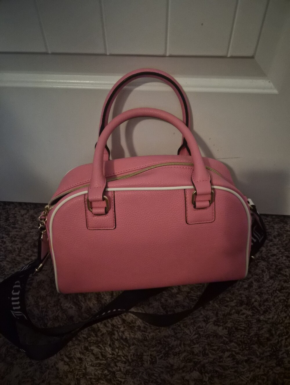 Like New Juicy Couture Pink Bowler Bag - Picture 5 of 7